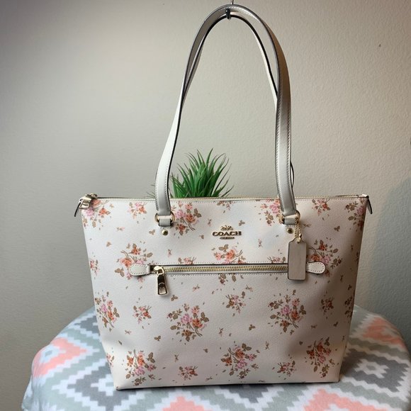 Coach Gallery Tote - Picture 2 of 7